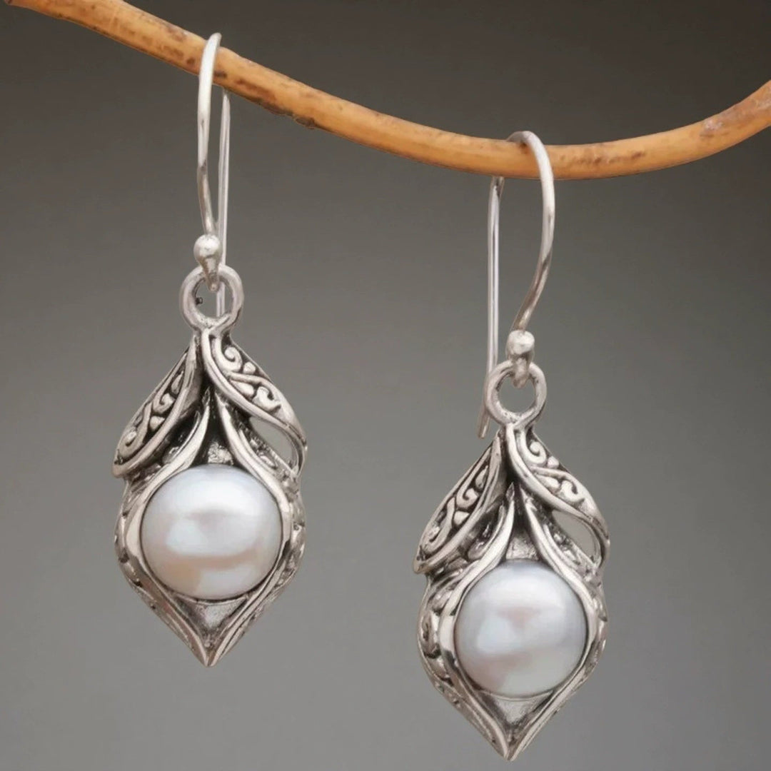 Graceful Pearl Carved Earrings