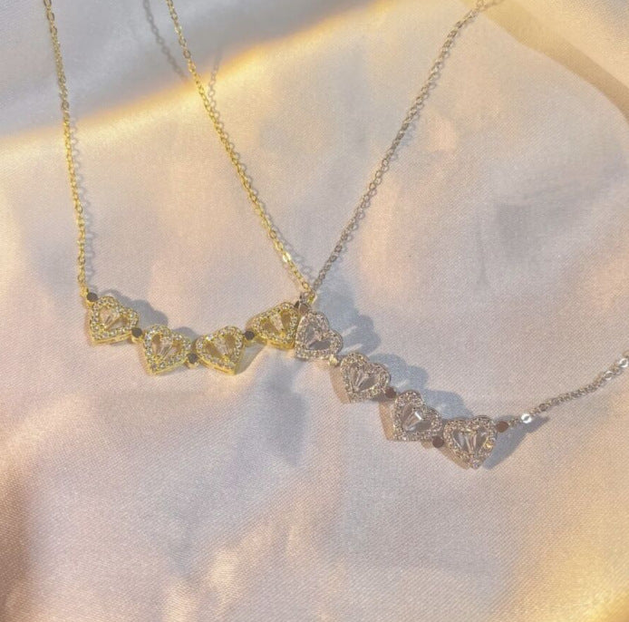 Magnetic Folding Heart Four Leaf Clover Necklace, 2 Ways to Wear