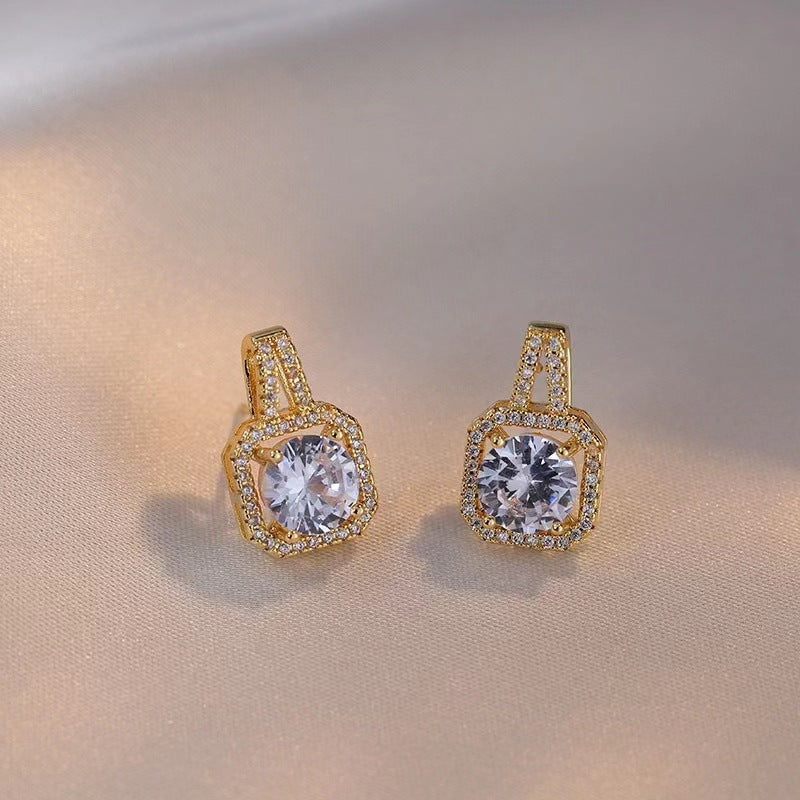 Gold Zircon Jewelry Set with Choker Necklace, Studs and Ring