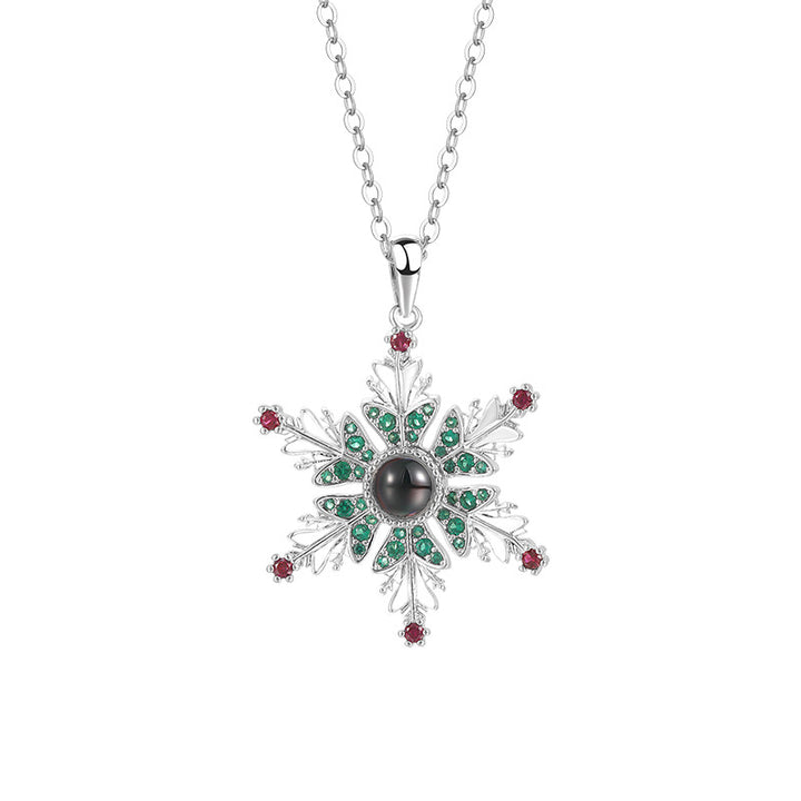 Zircon snowflake projection necklace for Christmas