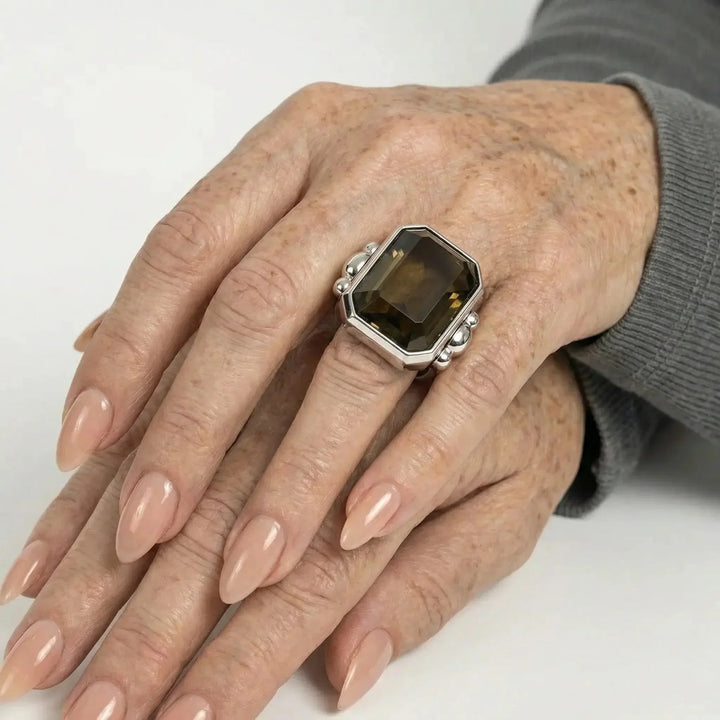 Marique French Vintage Noir Ring